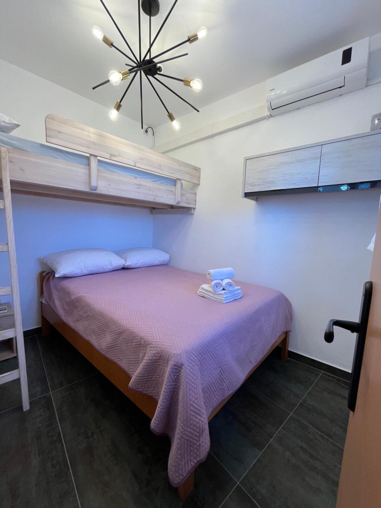 Marinovi Dvori Apartment Slatine Luaran gambar